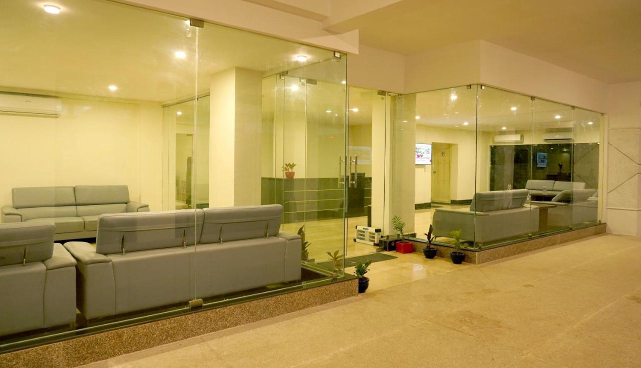 Hotel D Dev Vijayawāda 外观 照片