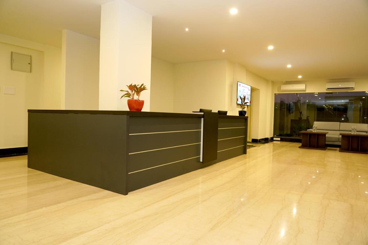 Hotel D Dev Vijayawāda 外观 照片